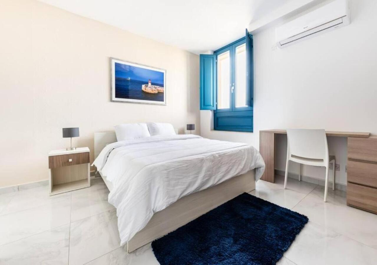 Sea View Luxury Apartment Brand New In วัลเลตตา ภายนอก รูปภาพ